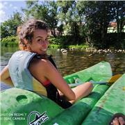 Profesora de infantil y monitora de ocio y tiempo libre, se ofrece a dar clases tanto a infantil como a primaria